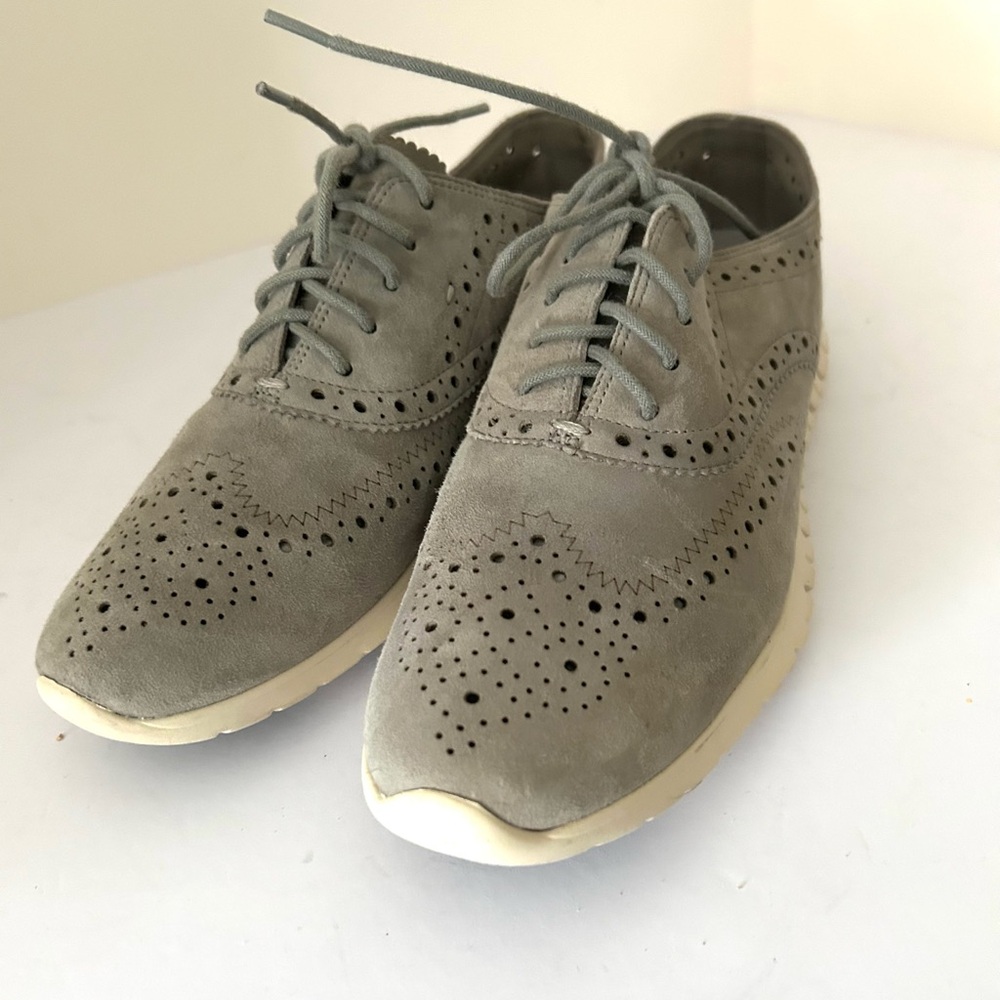 Cole Haan Zerogrand wingtip oxford shoes . Grey suede size 8. Great shape!